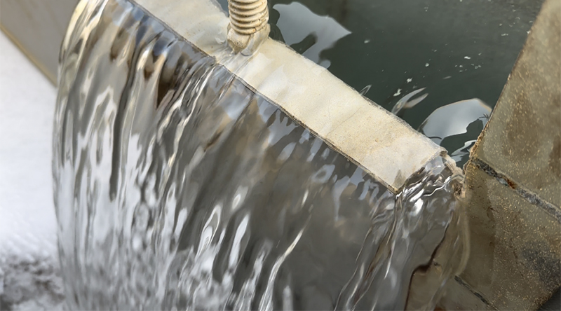 689948fe79dcb.jpg 3气浮在锦纶生产废水中的应用.jpg